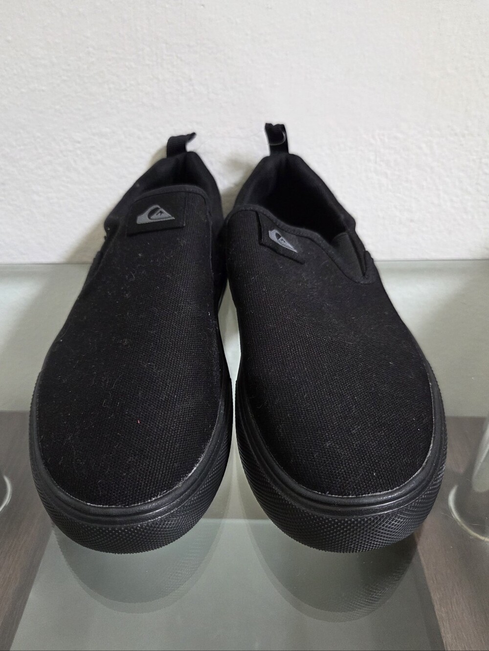 Quiksilver Men’s Black Canvas Slip-On Loafers Size 7.5